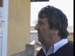 Primarul Vasile Cepoi crede că spărgătorii au avut complici între subordonaţii săi