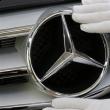 Industrie: Mercedes-Benz a inaugurat o nouă uzină în India