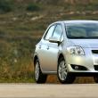 Toyota va lansa anul viitor Auris Hybrid