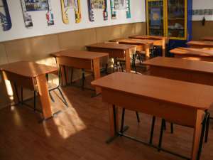 Grevă în trei şcoli din municipiul Suceava şi alte câteva din judeţ