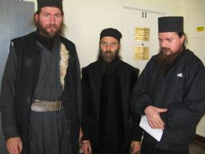Trei dintre cei patru călugări agresaţi la Schitul Sf. „12 Apostoli”