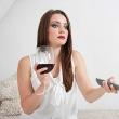 Un pahar de vin pe săptămână reduce şansele de a concepe cu copil cu 33%