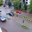 Un potop cum nu s-a mai văzut de ani de zile a inundat masiv ieri străzile Sucevei