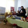 Monahia Elena Simionovici  vorbind despre cartea lansată de Doina Cernica