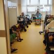 În cazul în care o persoană dezvoltă simptome severe, care nu se ameliorează în 72 de ore de la debut, trebuie sa se prezinte la medic