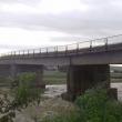 Podul din Milișauti, peste râul Suceava, a fost afectat de inundaţii