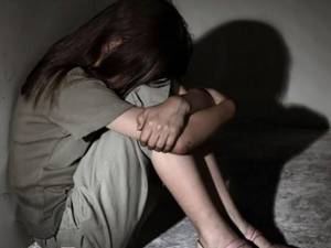 Minora ar fi fost abuzată sexual din jurul vârstei de 10 ani. Foto: Adevărul