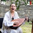 Povești cu tâlc și muzică veche au răsunat în curtea Hanului Domnesc