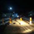 Drum judetean blocat ilegal cu balize si un indicator in localitatea Costana