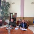 Rectorul UAIC Iași, Tudorel Toader, și primarul din Dorna Candrenilor, Dănuț Candrea