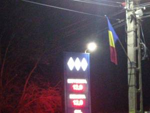 12 lei benzina și motorina la benzinăria BBB din Plopeni-Salcea