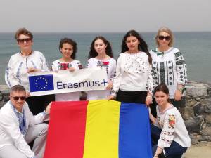 Elevi și profesori ai Școlii Gimnaziale Nr. 4 Suceava, într-o experiență de mobilitate Erasmus+ în Grecia, în proiectul Let’s go to learn outside