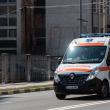 Două dintre persoanele aflate în mașinile implicate în accident au fost preluate de echipaje medicale de ambulanță şi transportate la spital