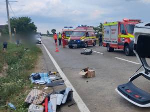 Autoturism răsturnat la Dănila și coliziune între două autovehicule în pasul Tihuța