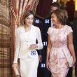 Limbajul nonverbal la regina Letizia a Spaniei și Carmen Iohannis