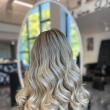 Salon Queen Elisabeta 15 ani de experienta si semnat Daria Puscasu