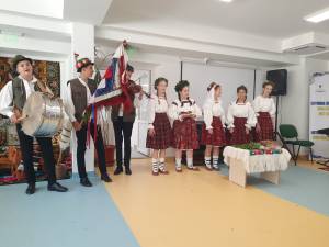Concursul „Istoria și tradițiile ucrainenilor din România”, la Colegiul „Mihai Eminescu”
