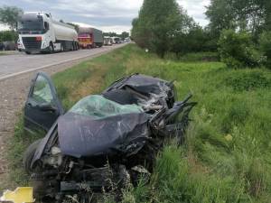 Accident mortal după un impact între un autoturism și un autotren