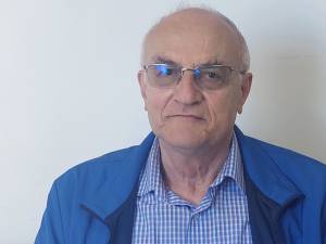 „Medicina internă povestită pacienților”, volum scris de „părintele nefrologiei” la Suceava, dr. Mihai Ardeleanu, dedicat tuturor celor pe care i-a tratat