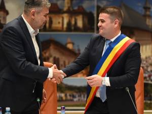 Premierul Marcel Ciolacu a declarat că are încredere în Gheorghe Șoldan și generația lui că va face din Suceava „un mare pol de dezvoltare regională”