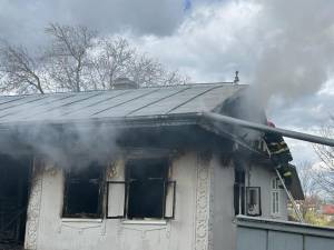 Casă din Bosanci, distrusă de un incendiu