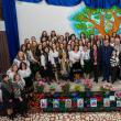 Nicolae Robu și Stelian Simerea au participat alături de zeci de profesori, elevi și părinți la un simpozion pe tema ,,Familia mileniului III - Tradiții, provocări și perspective”