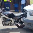 O tânără pe motocicletă, accidentată în fața unei treceri de pietoni