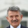 Realizarea unui vehicul RoboCar care poate naviga în labirint și interacționa cu factori de mediu folosind senzori, provocarea competiției Hard&Soft din USV