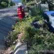 O tânără de 22 de ani s-a răsturnat cu mașina în afara părții carosabile