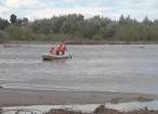 O tânără de 25 de ani şi un bătrân au murit în apele învolburate ale unui pârâu şi în râul Moldova