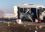 Doi morţi şi şapte răniţi după ce un microbuz şi o autoutilitară s-au ciocnit la Sasca Nouă