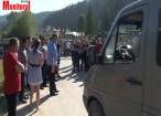 Protest pe Valea Brodinei din cauza drumului județean, plin de gropi și aproape impracticabil